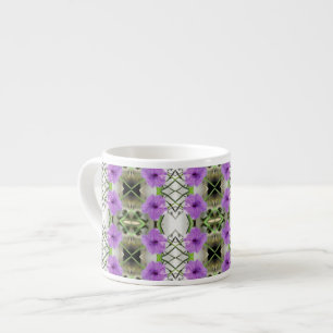Mexicaanse Petunia's en Latwerk Espresso Kop