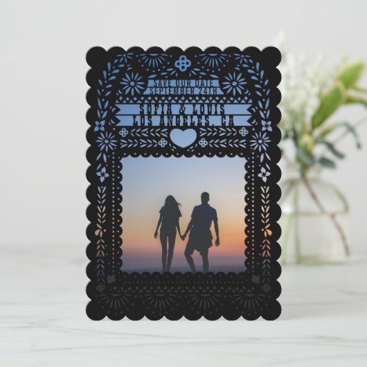 Mexican Fantail Doves Papel Picado Save the Date Kaart (Staand voorkant)