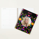 Mexican Fiesta Flowers Black - Aangepaste foto Planner<br><div class="desc">Voeg je foto toe aan deze  bloemenplanner. De Mexicaanse fidefolk bloemen lijsten je afbeelding en je kunt het jaar bewerken.</div>