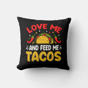 Mexicanen houden van me en voeden me met taco's kussen