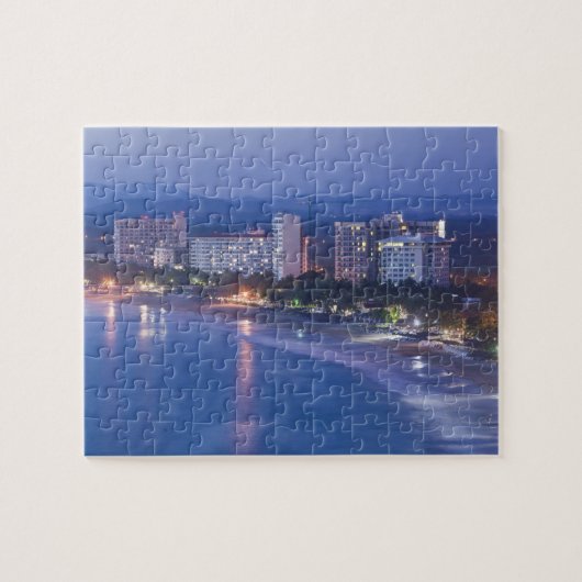 Mexico, Guerrero, Ixtapa. Ixtapa Hotels langs Legpuzzel (Horizontaal)