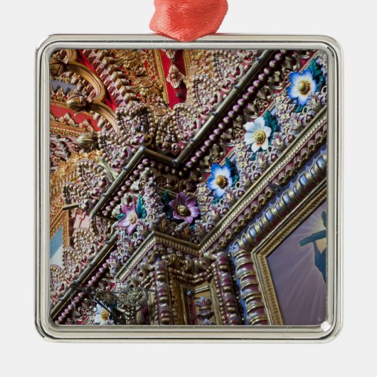 Mexico, Queretaro. Detail in katholiek Metalen Ornament (Voorkant)