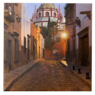 Mexico, San Miguel de Allende. Vroege ochtend Tegeltje