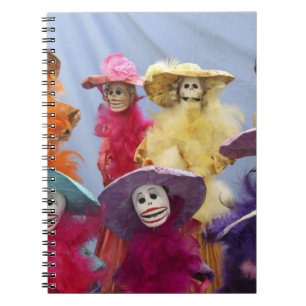 Mexico. Skeletachtige Catrinas, figuren die feest Notitieboek