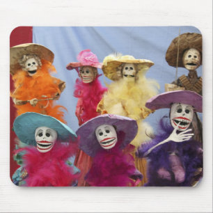 Mexico. Skeletale Catrinas, vierende figuren Muismat