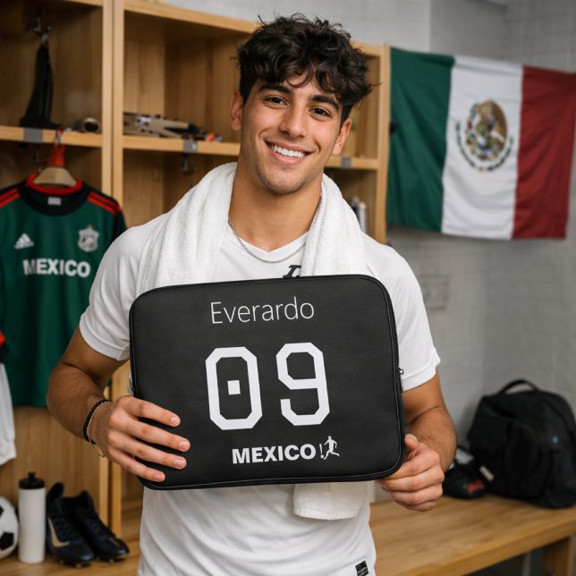 Mexico Soccer Minimalist Black Personal Name Laptop Sleeve (Creator heeft geüpload)