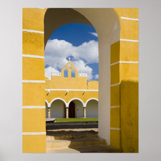 Mexico, Yucatan, Izamal. Het franciscaner klooster Poster (Voorkant)