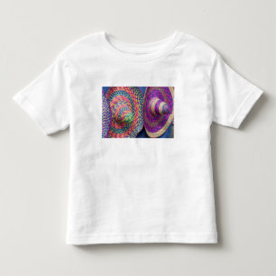 Mexico, Yucatan, Merida, traditioneel geweven Kinder Shirts