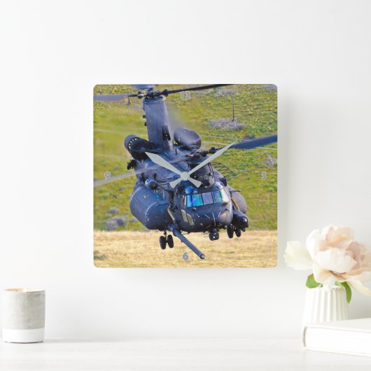 MH-47G CHINOOK VIERKANTE KLOK (Huis)