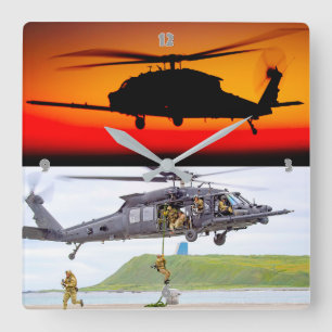 MH-60 M ZWARTE HAWK VIERKANTE KLOK