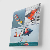 MH-60T JAYHAWK VIERKANTE KLOK (Hoek)