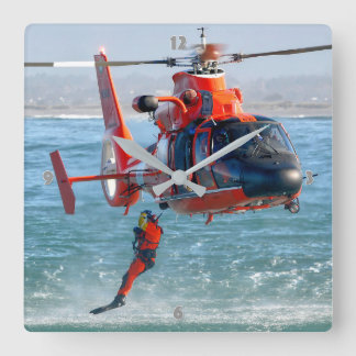 MH-65 DOLFIJN VIERKANTE KLOK