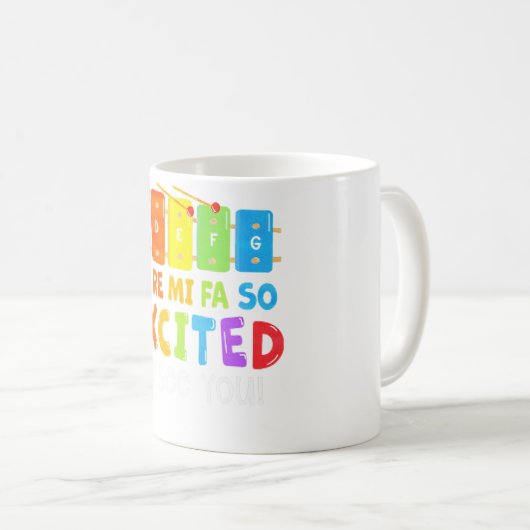 Mi Fa is zo opgewonden dat u muziekdocent T- Koffiemok (Voorkant rechts)