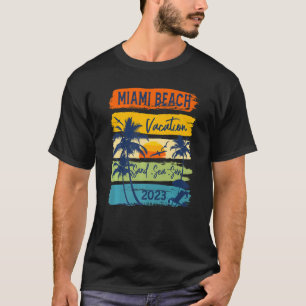 Miami Beach Florida Vacation 2023 Family Group Sum T-shirt