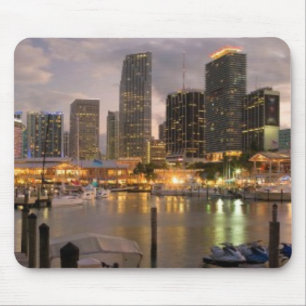 Miami financiële skyline bij schemering muismat