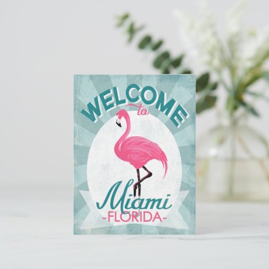 Miami Florida Pink Flamingo -  Retro Travel Briefkaart (Staand voorkant)