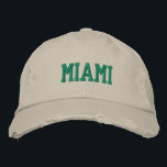 MIAMI groen borduurwerk stijl Geborduurde Pet<br><div class="desc">MIAMI Groen Geborduurd stijl gedistresseerd beige katoenen pet. Maakt een prachtig cadeau voor iedereen die van Miami FL houdt! Als u liever uw persoonlijke tekst hebt, selecteert u de knop "Deze sjabloon personaliseren" om de gewenste aangepaste tekst in te voeren. Borduurwerk is ook aanpasbaar aan andere kleurkeuzes door de knop...</div>