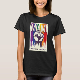 Miami LGBTQ Pride Rainbow Flag weerstand eerste ro T-shirt