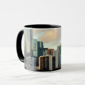 Miami skyscrapers tegen brede heldere hemel mok (Voorkant links)