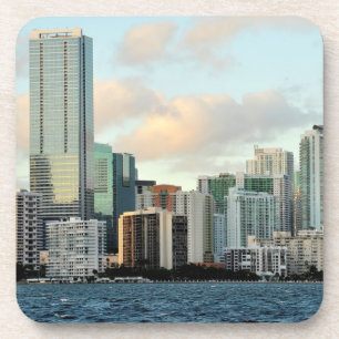 Miami skyscrapers tegen brede heldere hemel onderzetter