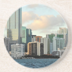 Miami skyscrapers tegen brede heldere hemel zandsteen onderzetter
