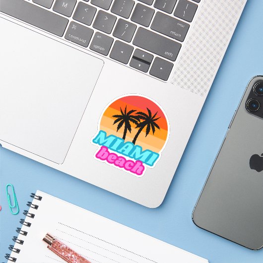 Miami-strand Zomertijd Sticker (Laptop met iPhone)