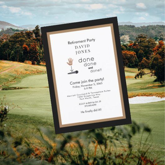 Mic Drop Black & Gold Pensioenfeest Uitnodigen Kaart