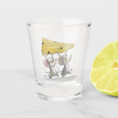 Mic en Mac die de kaas in de zwarte glazen gooien (Voorkant)