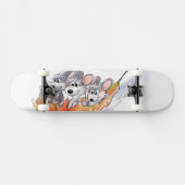 Mic, Mac en Moe's Winter Holiday Skateboard (Horizontaal)
