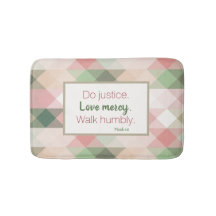 Micah 6:8 Roze Diamond Geometric Bath Mat.