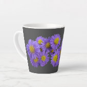 Michaelmas Daisy Cust. Grijze latte Mok (Linkerhoek)
