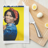 Michelle de Riveter - Ja dat kunnen we.png Theedoek (Quarter Fold)