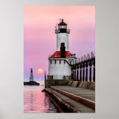 Michigan City Lighthouse en Sundown Sailboat Poster (Voorkant)