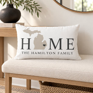 Michigan Home Beige Grijs Witte Familie Monogram Kussen