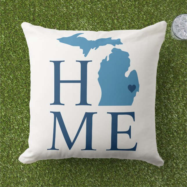 Michigan Home Blue en Navy Custom City Heart Buitenkussen (Gras)