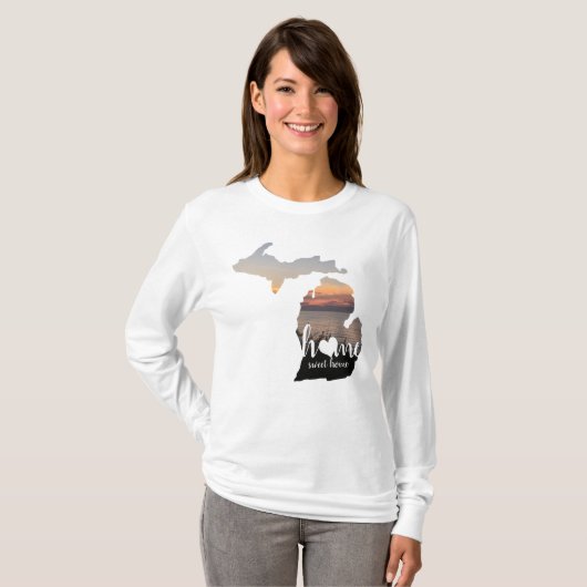 Michigan Home Sweet Home Typografie met hart T-shirt (Voorkant volledig)