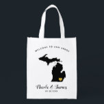 Michigan Map Wedding Welcome Bag Black & Gold Tas Boodschappentas<br><div class="desc">Vul deze welkomsttas met favoriete godies voor je gasten als ze in Michigan aankomen!</div>