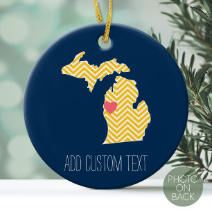Michigan State Map met Custom Love Heart en Name Keramisch Ornament