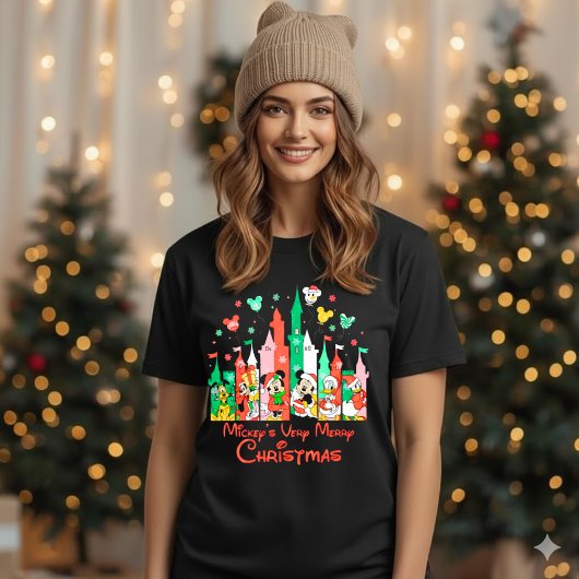 Mickey & Friends Very Merry Christmas Castle Disne T-shirt
