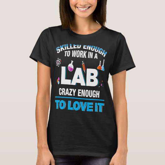 Microbioloog Biochemist Pharmaceut Work Lab Qual T-shirt (Voorkant)
