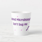 microbioloog in ruste latte mok (Voorkant)
