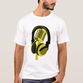 microfono con auriculares locutor t-shirt