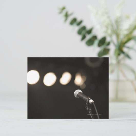 Microfoon en spotlichten briefkaart (Staand voorkant)