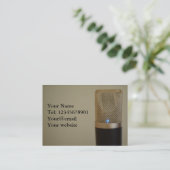 Microfoon op lichtachtergrond visitekaartje (Staand voorkant)