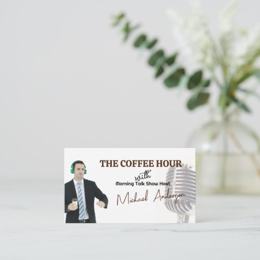Microfoon | Podcast Talk Show Host Visitekaartje (Staand voorkant)