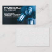 Microscoop dichtbij visitekaartje (Voorkant / Achterkant)