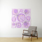 Mid Century Circles Starbursts Lavender Wandkleed (In situ)