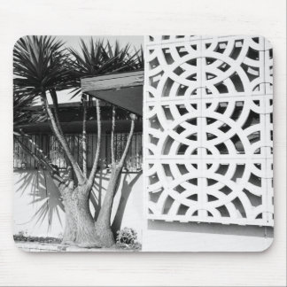 Mid-Century Garden Muismat