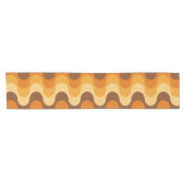 Mid Century Modern 1970s Wavy Stripe Pattern Korte Tafelloper (Horizontaal)