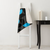 Mid-Century Modern Black blue en Grey Sherpa Deken (In situ)